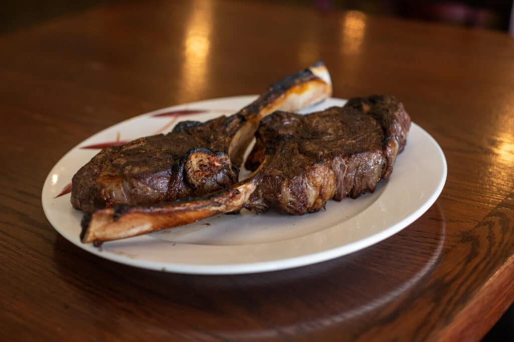 tomahawk steak